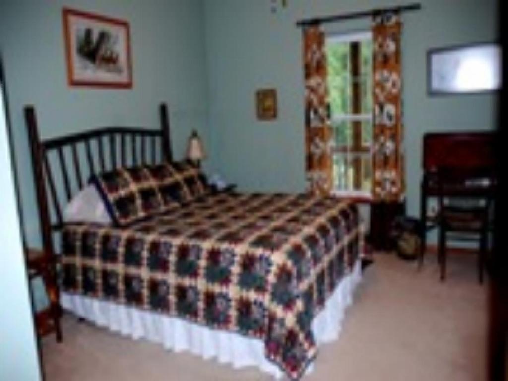 Long Mountain Lodge Bed & Breakfast Dahlonega Room photo
